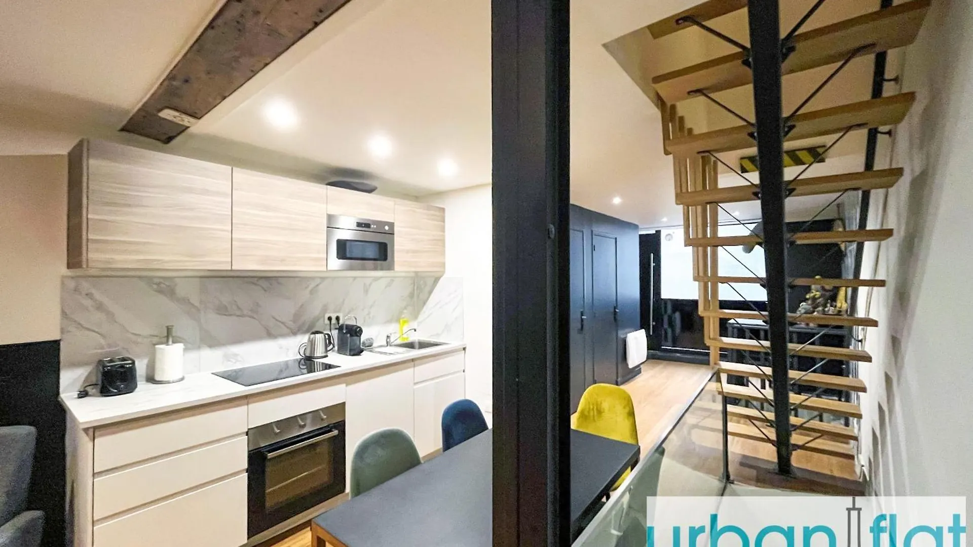 Urban Flat 31 - Charming Triplex In Paris Apartment France