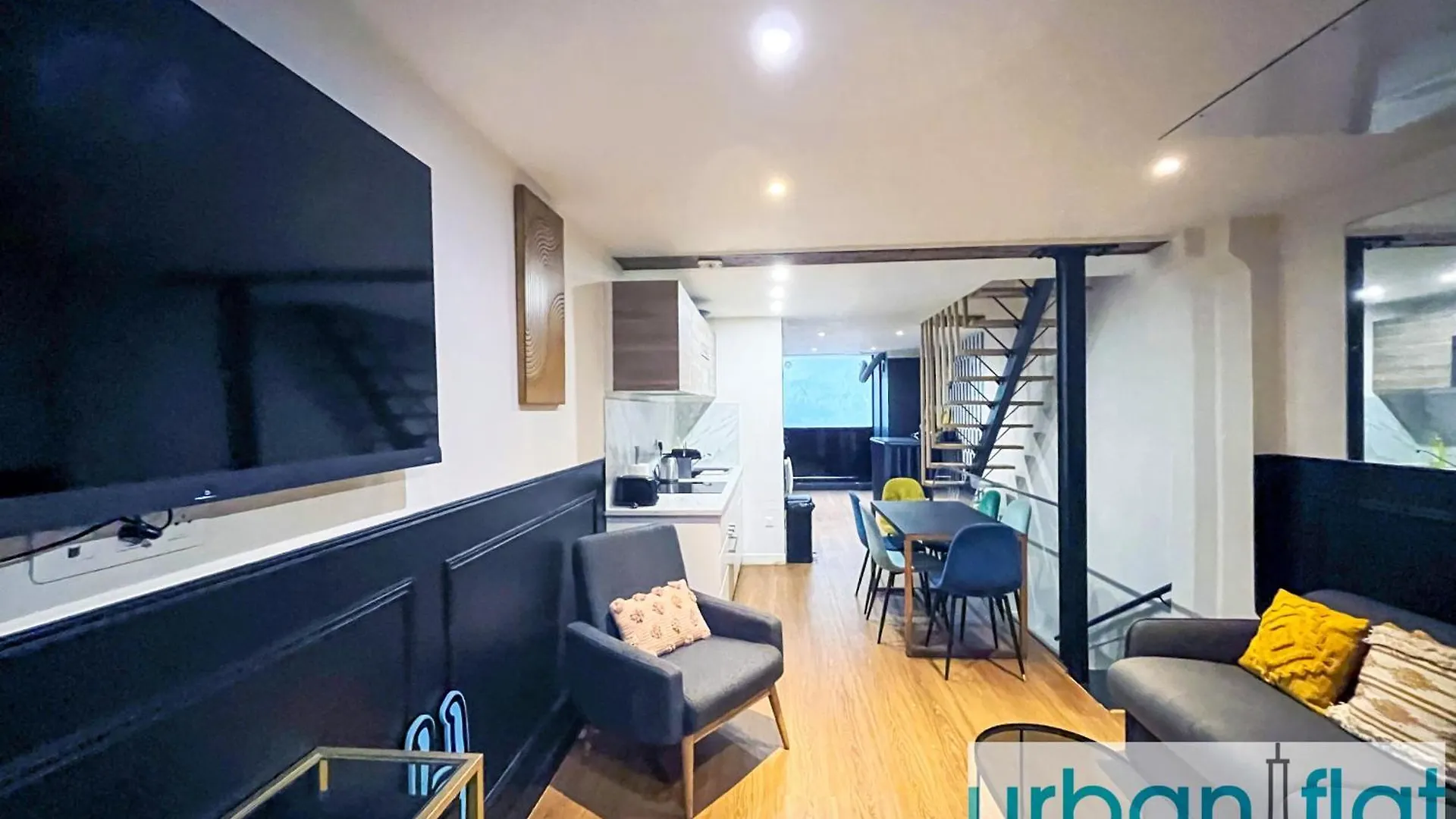 Urban Flat 31 - Charming Triplex In Parisアパートメント フランス