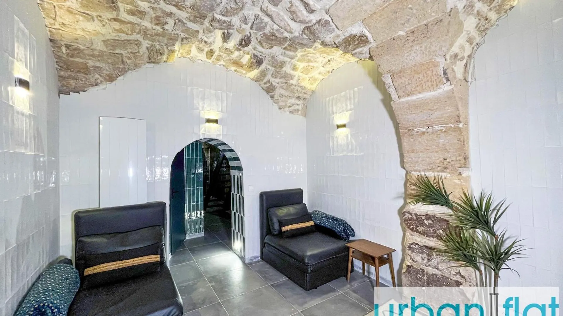 アパート Urban Flat 31 - Charming Triplex In Parisアパートメント フランス